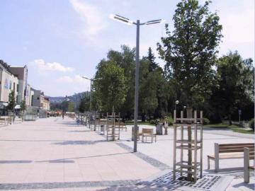 Námestie SNP - pešia zóna Námestie SNP - pešia zóna