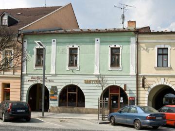 Meštiansky dom, Námestie SNP 24/37, NKP Meštiansky dom, Námestie SNP 24/37, NKP
