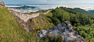 Pohľad na Pustý hrad Pohľad na Pustý hrad